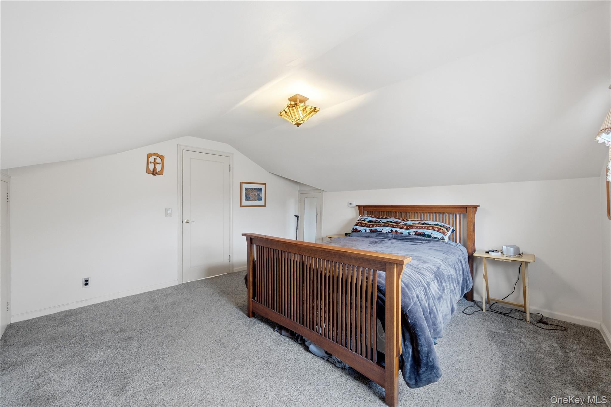 Single Family Church  Suffolk County, NY 11751, MLS-982285-28
