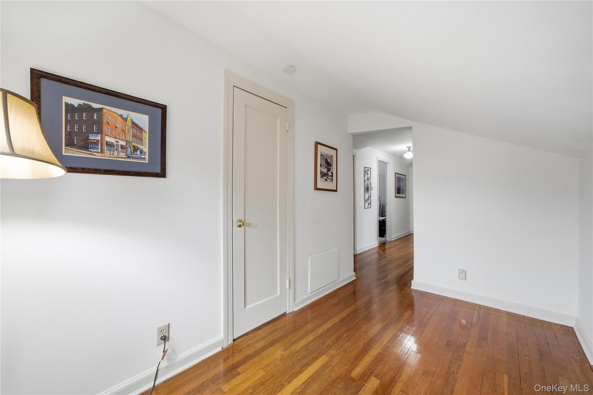 Single Family Church  Suffolk County, NY 11751, MLS-982285-30