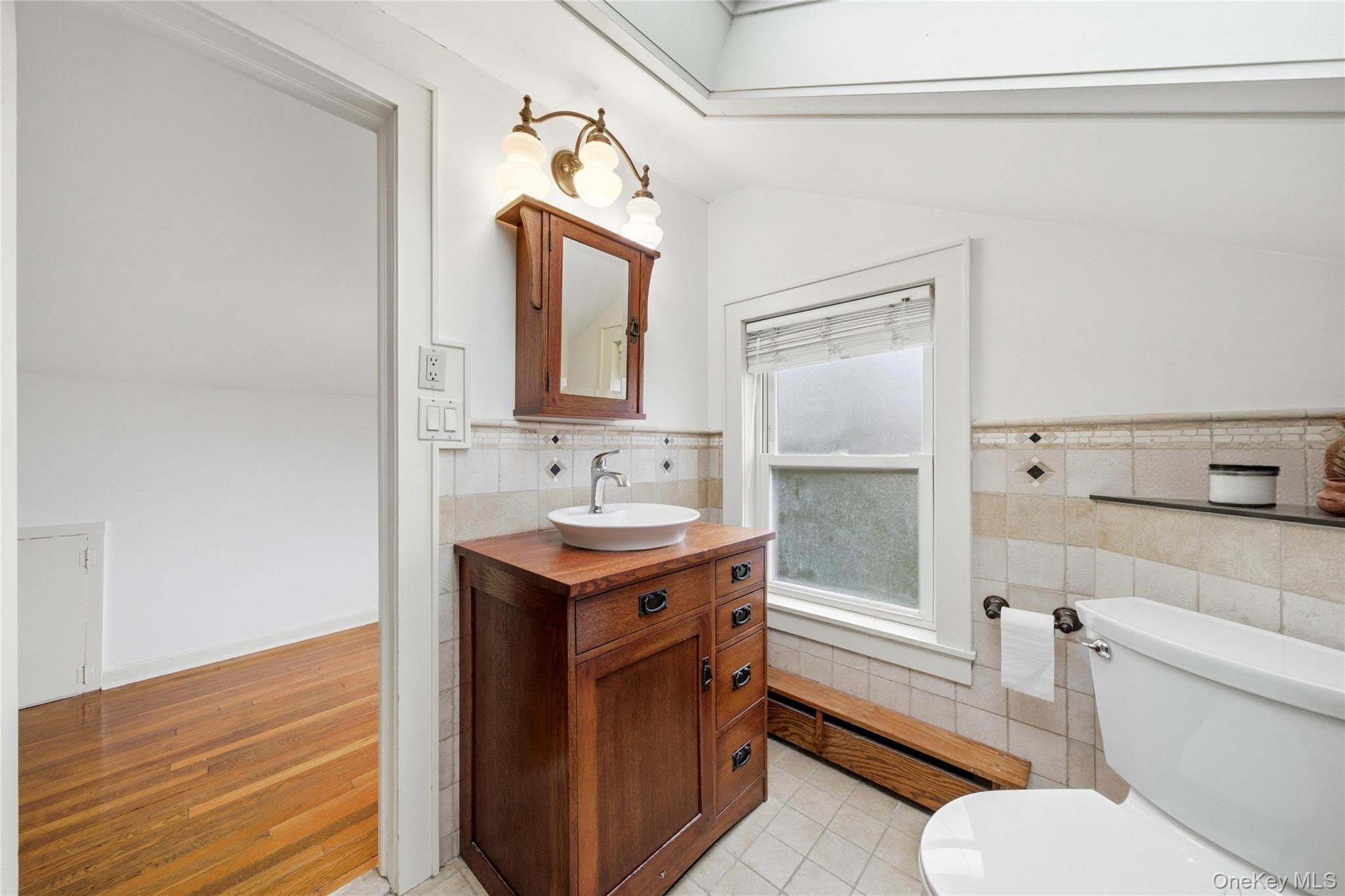 Single Family Church  Suffolk County, NY 11751, MLS-982285-31