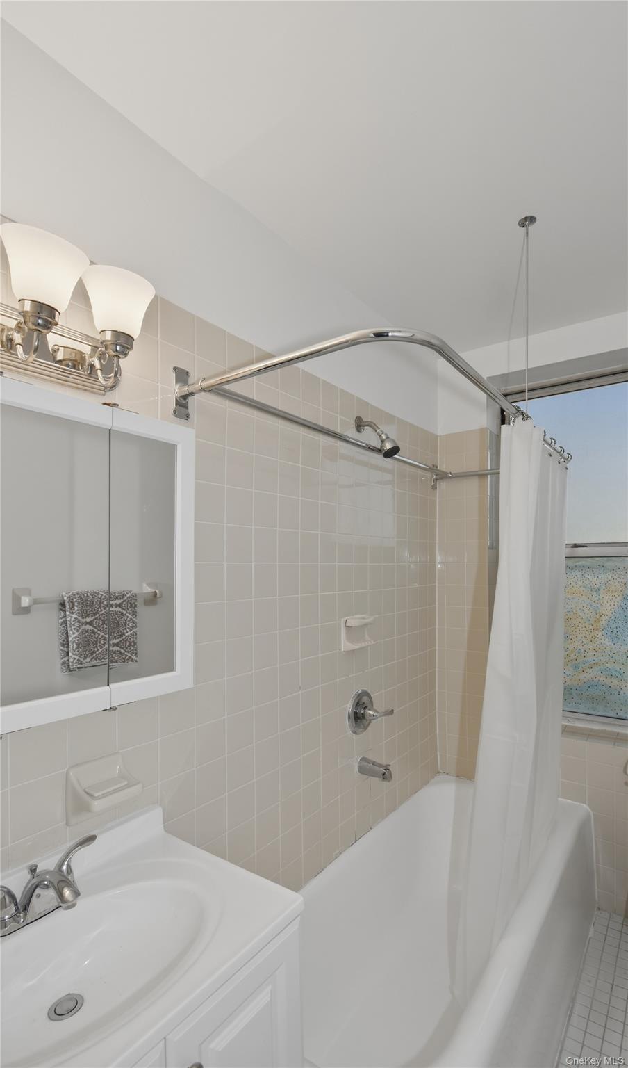 Coop Gramatan  Westchester County, NY 10552, MLS-982303-9