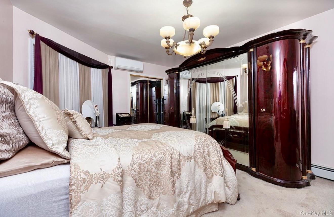 Single Family 20th Avenue  Queens, NY 11357, MLS-982307-10