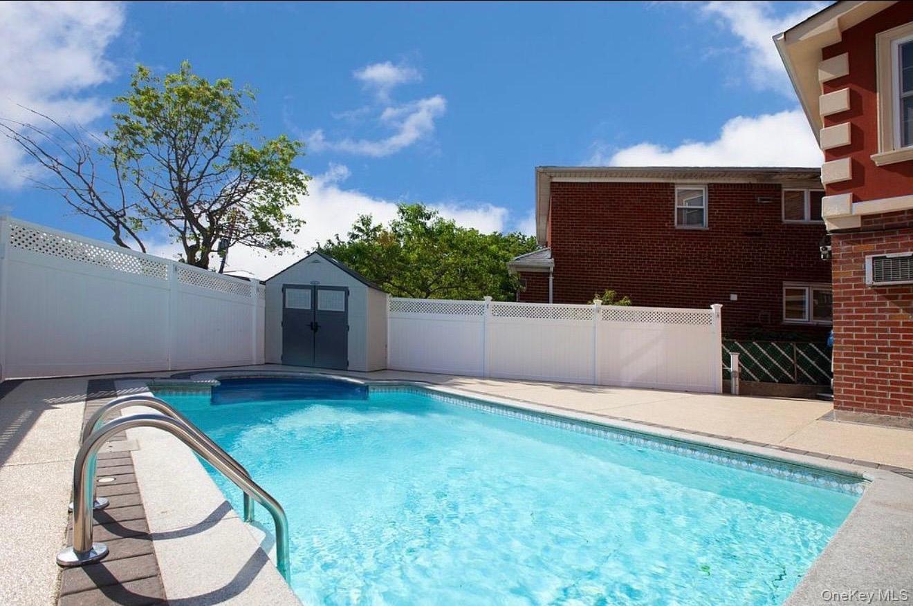 Single Family 20th Avenue  Queens, NY 11357, MLS-982307-16