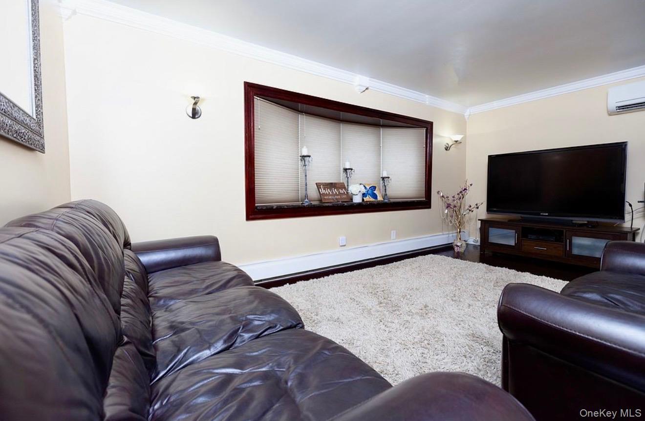 Single Family 20th Avenue  Queens, NY 11357, MLS-982307-5