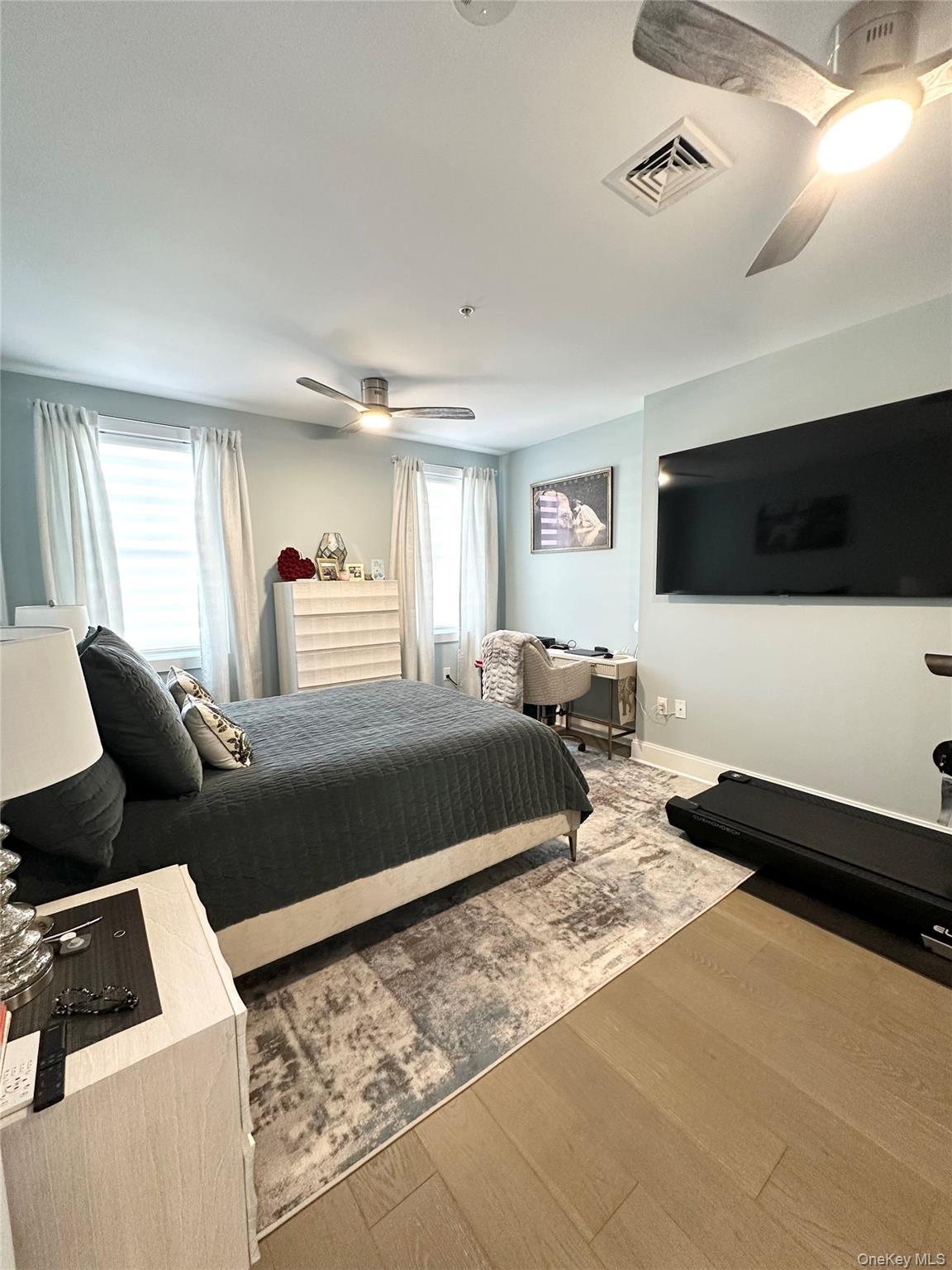 Condo Marina Pointe Drive  Nassau County, NY 11518, MLS-982311-6