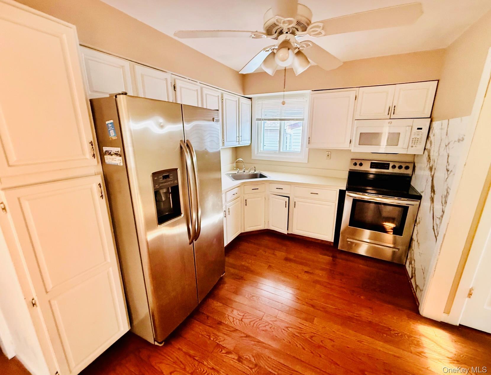 Single Family Johnson Avenue  Suffolk County, NY 11779, MLS-982313-19