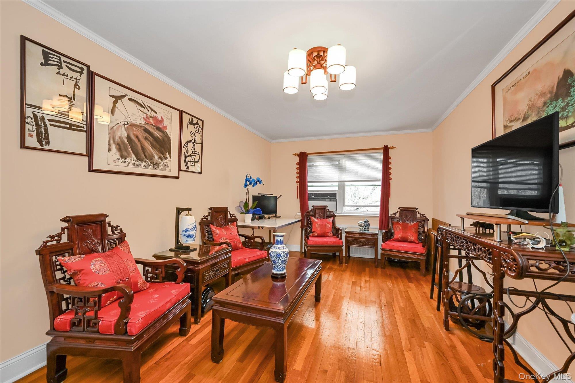Single Family Booth Memorial Queens, NY 11365, MLS-982317-4