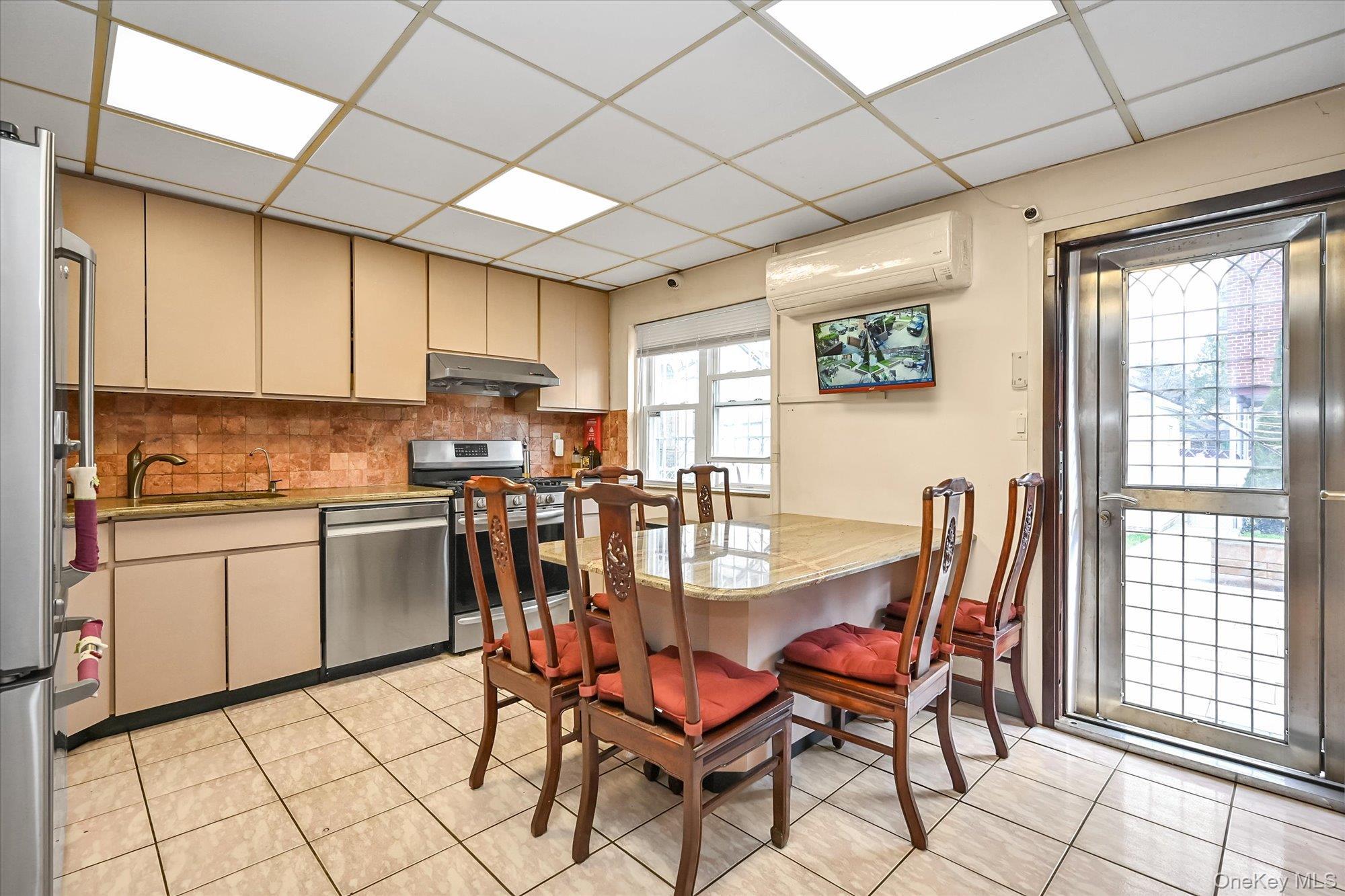 Single Family Booth Memorial Queens, NY 11365, MLS-982317-5