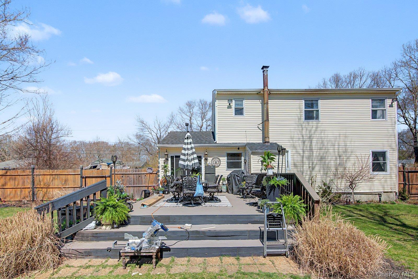 Single Family Sweetbriar  Suffolk County, NY 11950, MLS-982331-21