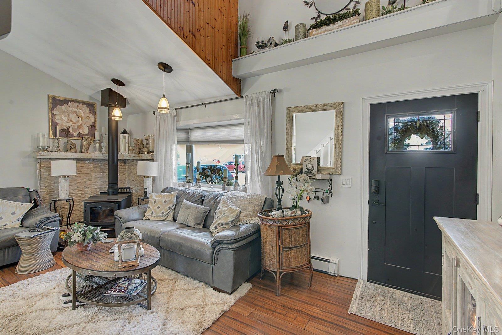 Single Family Sweetbriar  Suffolk County, NY 11950, MLS-982331-4