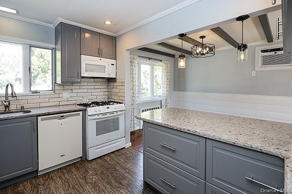 Single Family Hicksville  Nassau County, NY 11758, MLS-982332-12