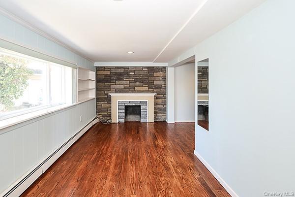 Single Family Hicksville  Nassau County, NY 11758, MLS-982332-20