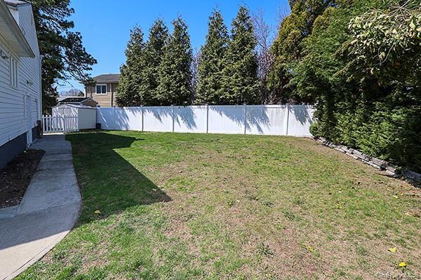 Single Family Hicksville  Nassau County, NY 11758, MLS-982332-26