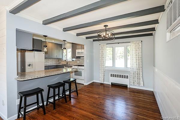 Single Family Hicksville  Nassau County, NY 11758, MLS-982332-9