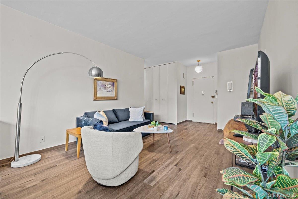 Coop Kappock  Bronx, NY 10463, MLS-982339-6