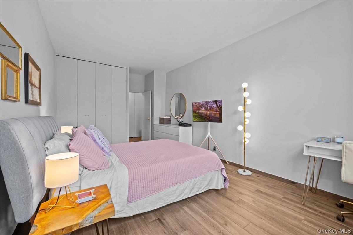 Coop Kappock  Bronx, NY 10463, MLS-982339-8