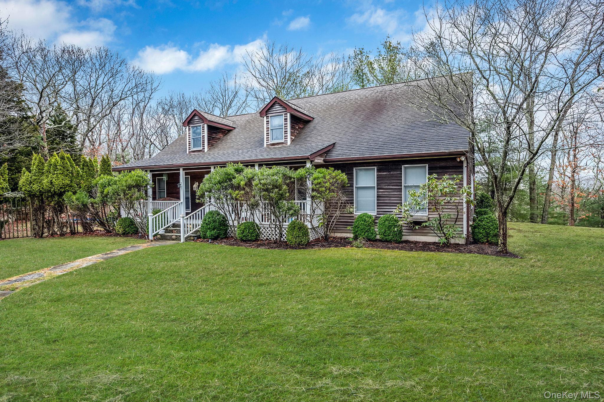 Single Family Springy Banks Road  Suffolk County, NY 11937, MLS-982358-3