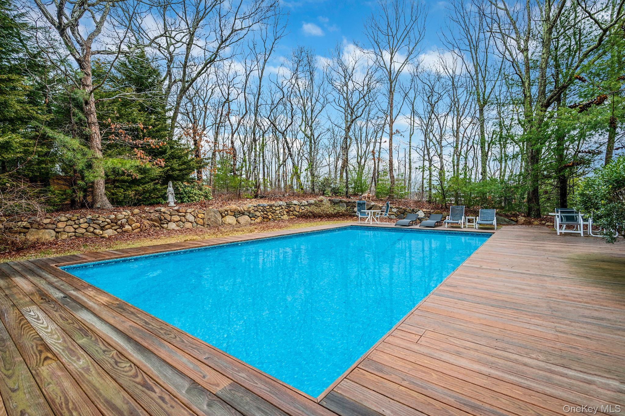 Single Family Springy Banks Road  Suffolk County, NY 11937, MLS-982358-5