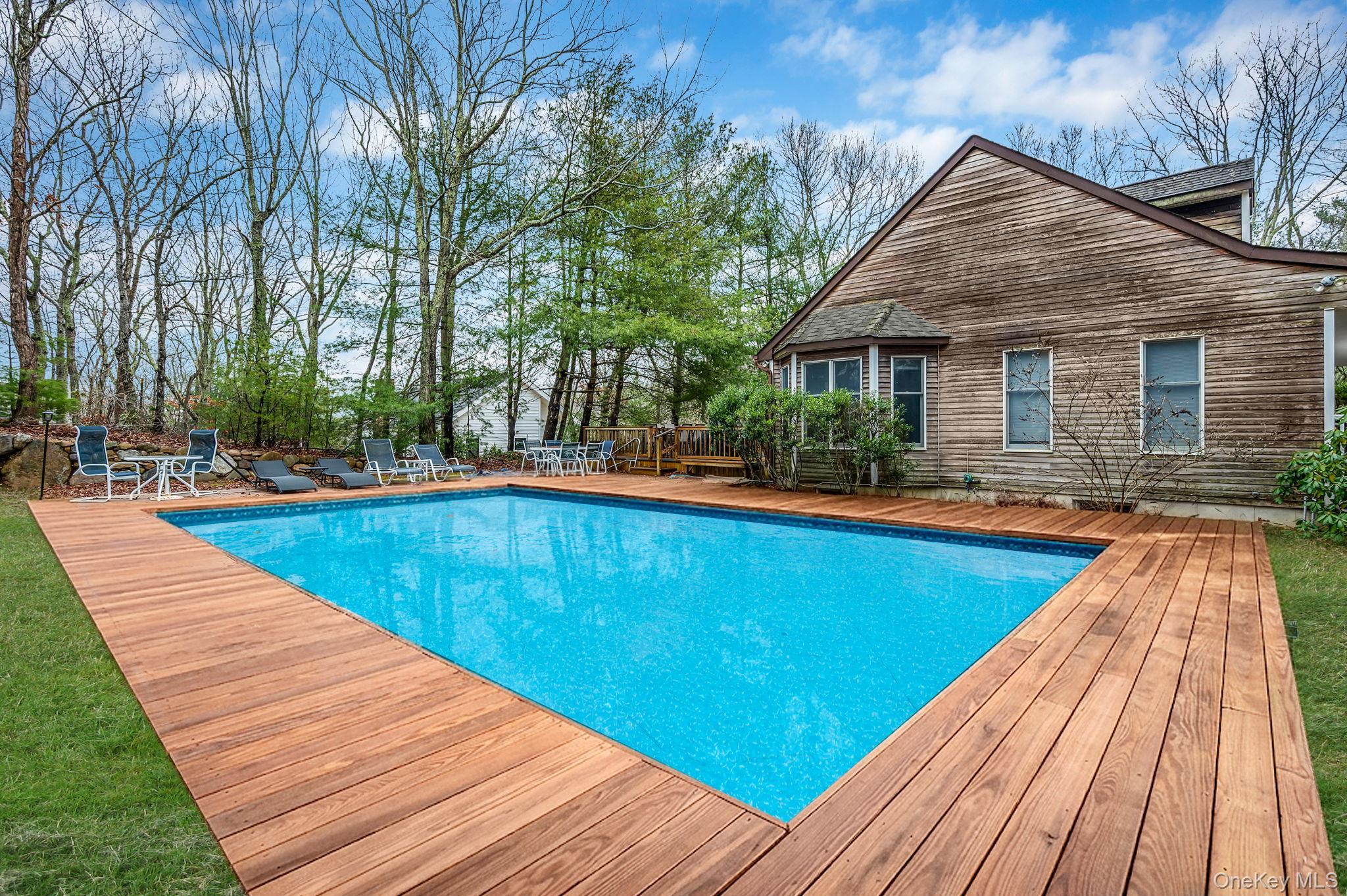 Single Family Springy Banks Road  Suffolk County, NY 11937, MLS-982358-7