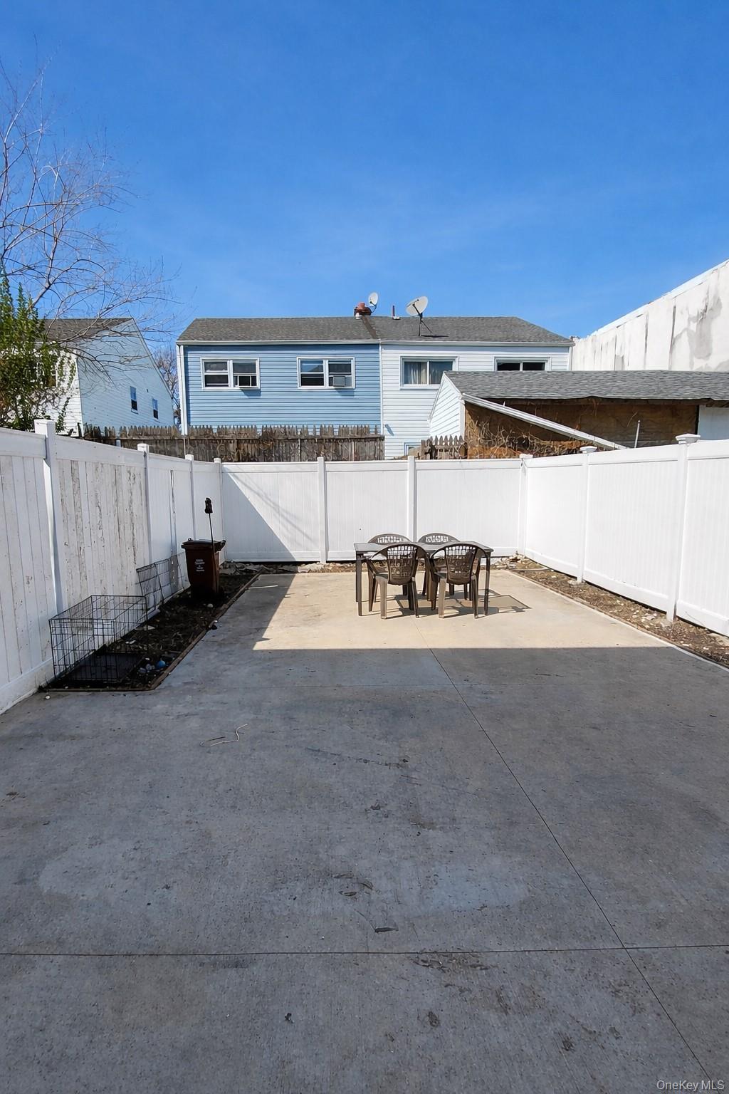 Single Family Almeda  Queens, NY 11692, MLS-982369-10