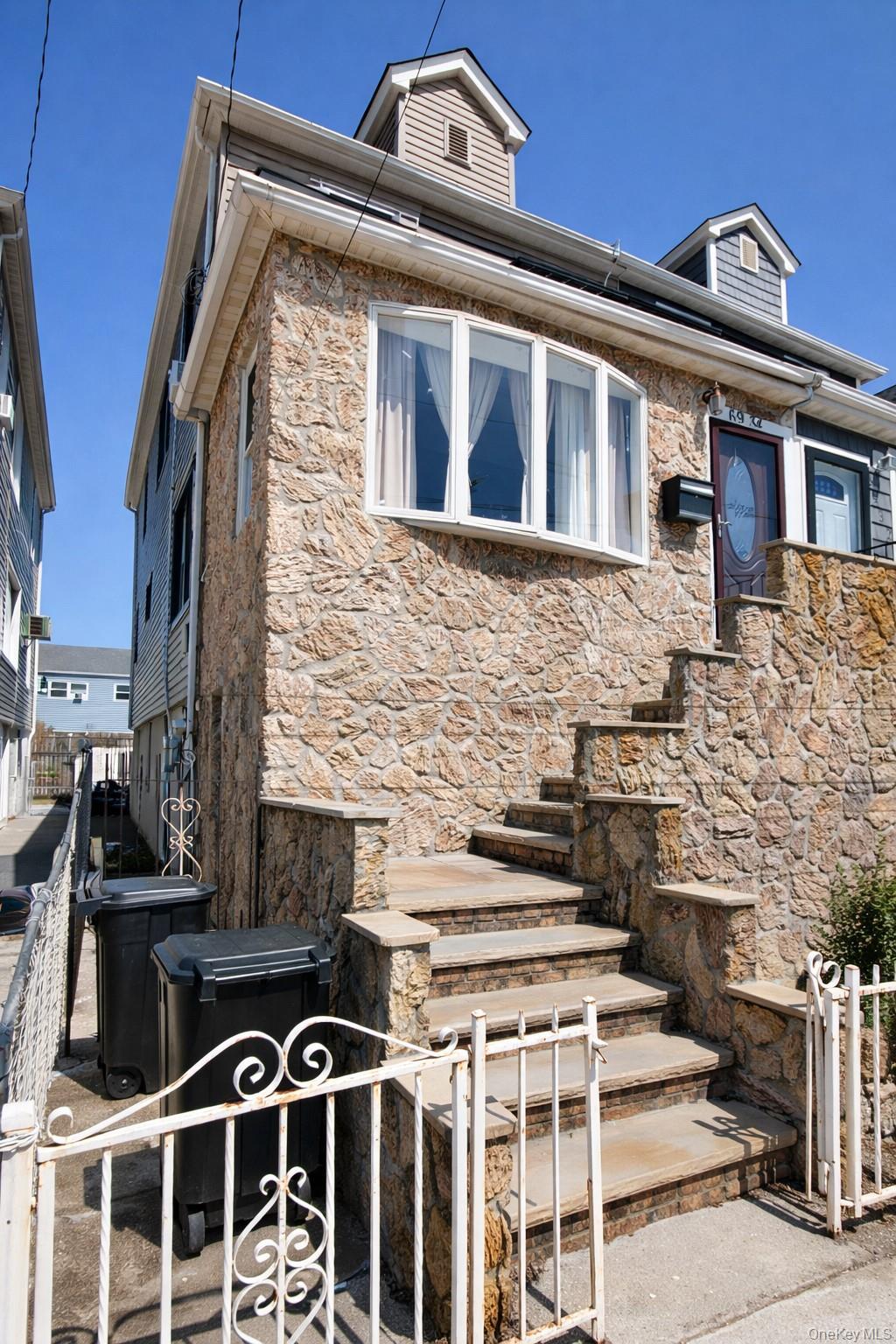 Single Family Almeda  Queens, NY 11692, MLS-982369-2