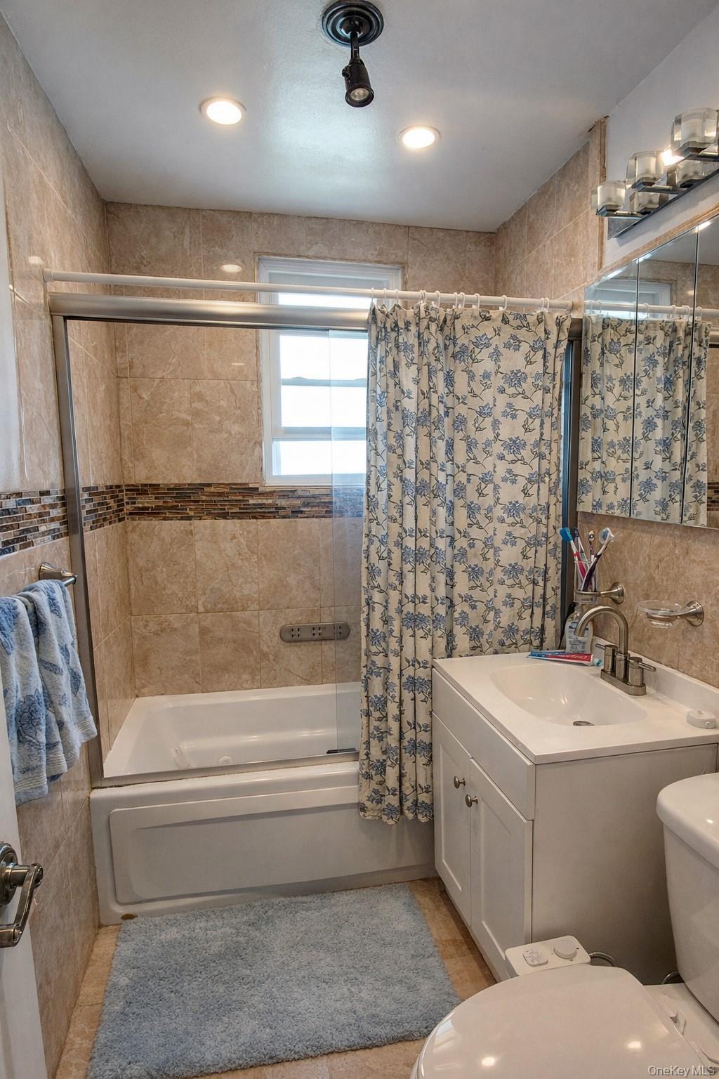 Single Family Almeda  Queens, NY 11692, MLS-982369-9