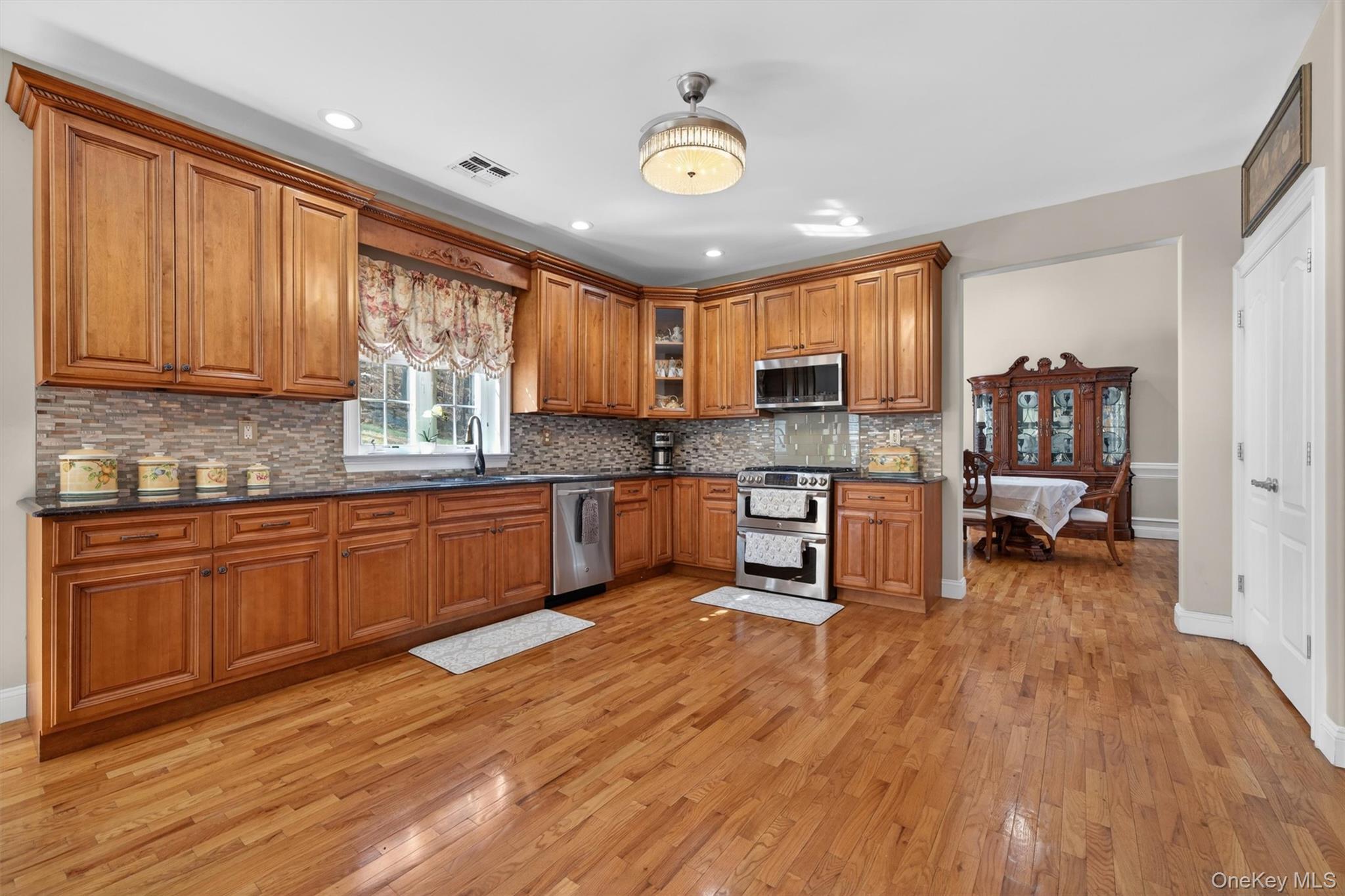 Single Family Pond Ridge  Orange County, NY 12550, MLS-982385-14