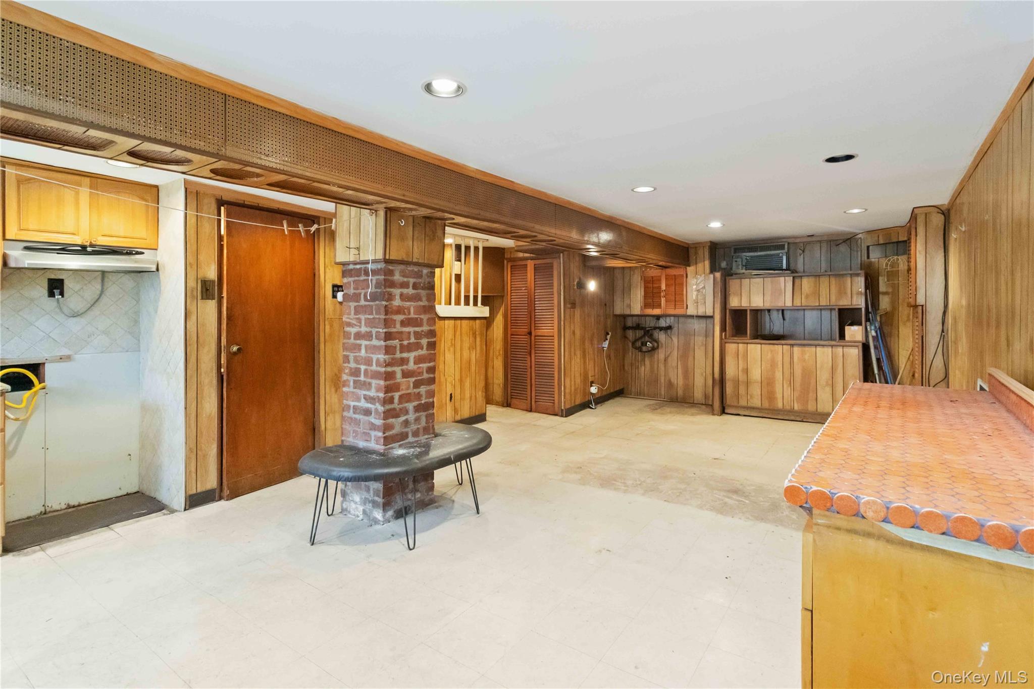 Single Family 25th  Queens, NY 11369, MLS-982394-19