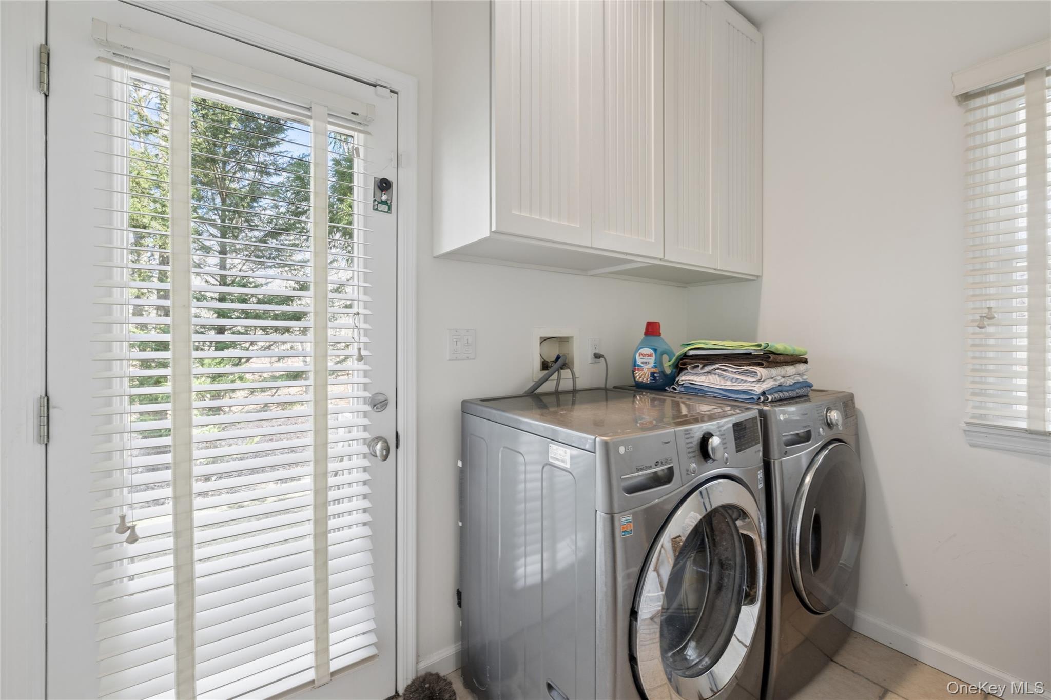 Single Family Northwest Suffolk County, NY 11962, MLS-982410-10