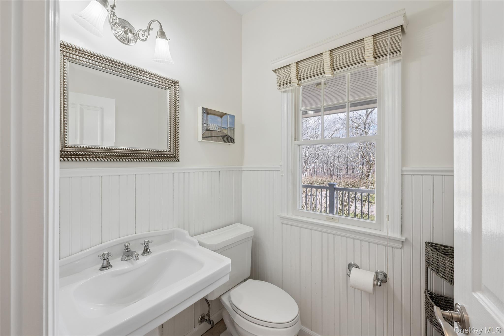 Single Family Northwest Suffolk County, NY 11962, MLS-982410-11