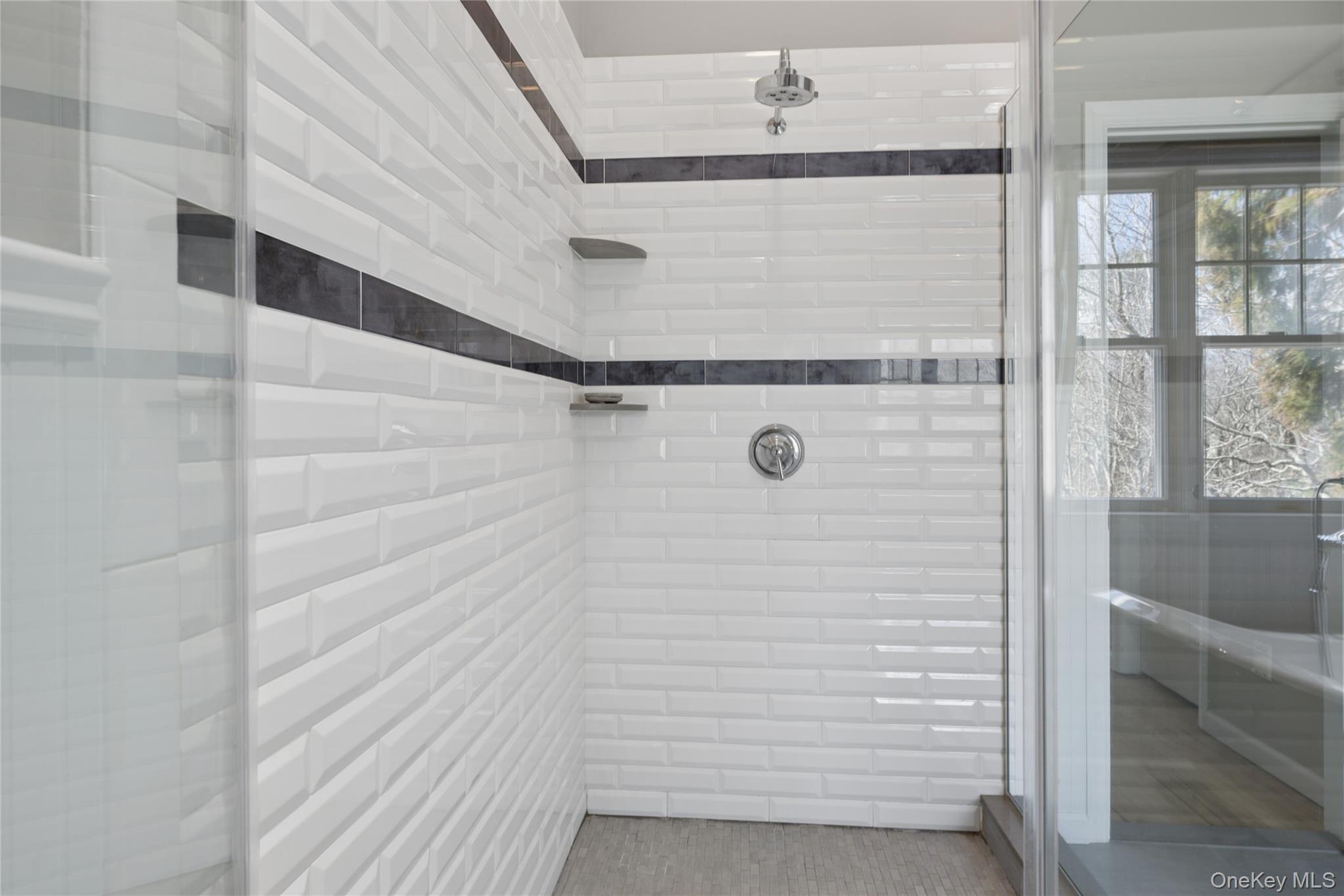 Single Family Northwest Suffolk County, NY 11962, MLS-982410-15