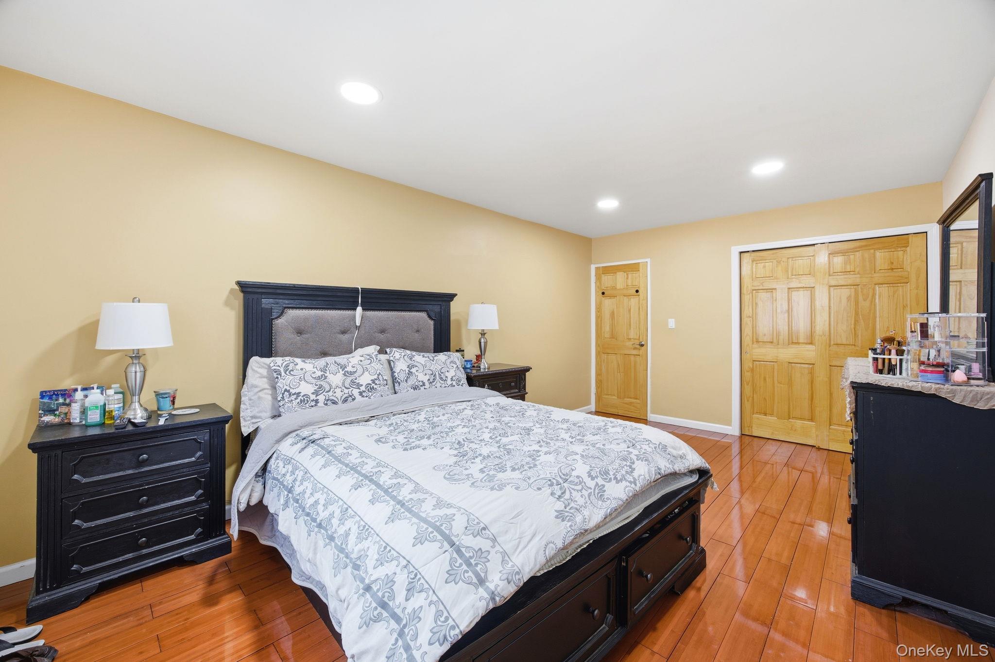 Coop 151  Queens, NY 11414, MLS-982426-9