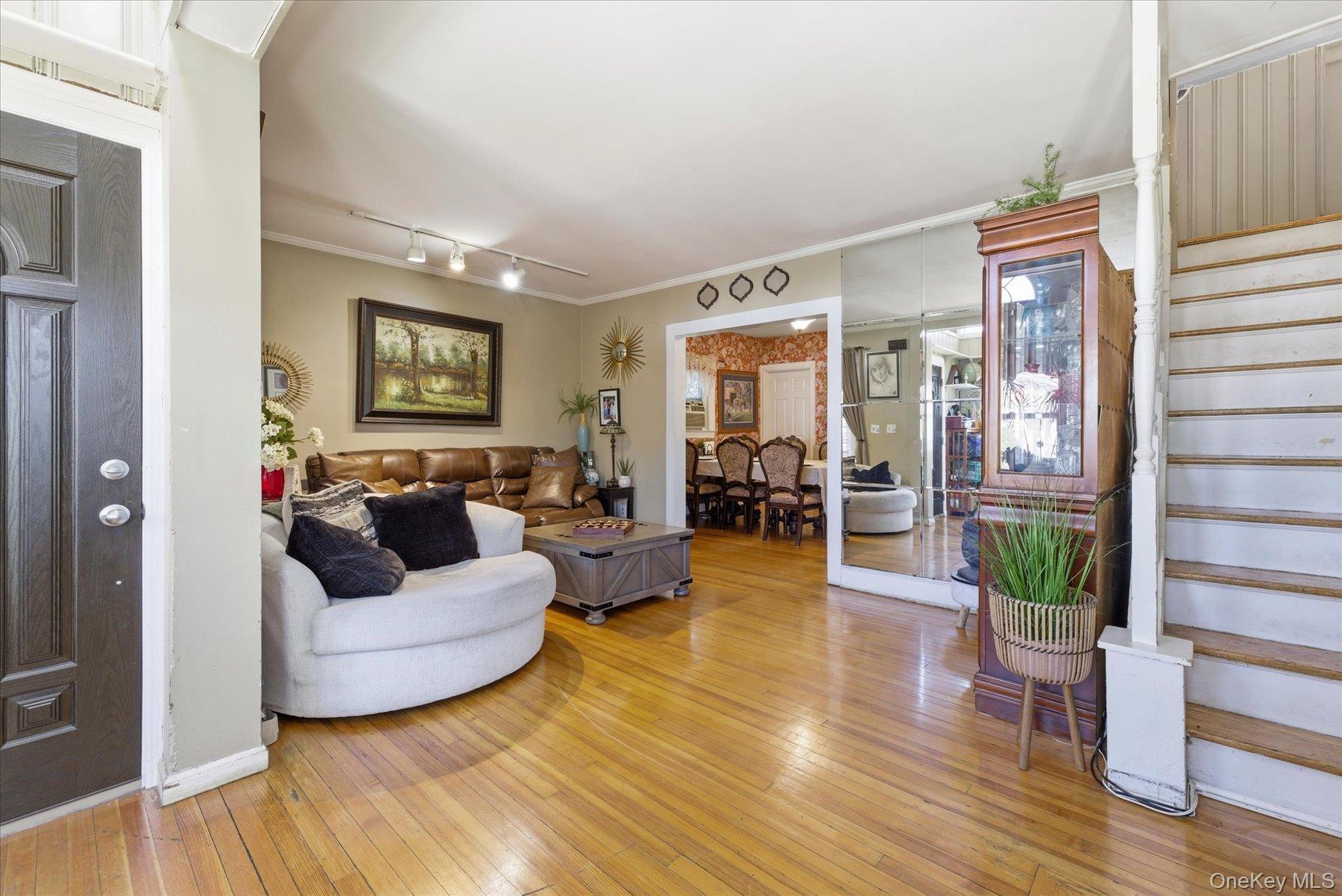 Single Family Alice  Nassau County, NY 11518, MLS-982430-5