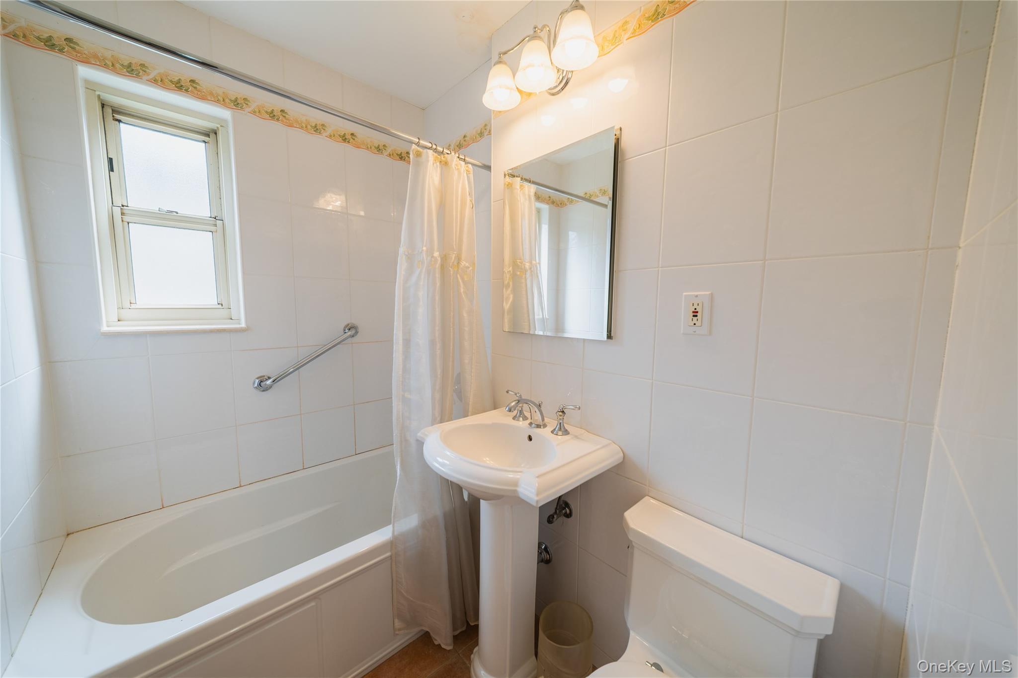 Coop 61st  Queens, NY 11362, MLS-982433-20