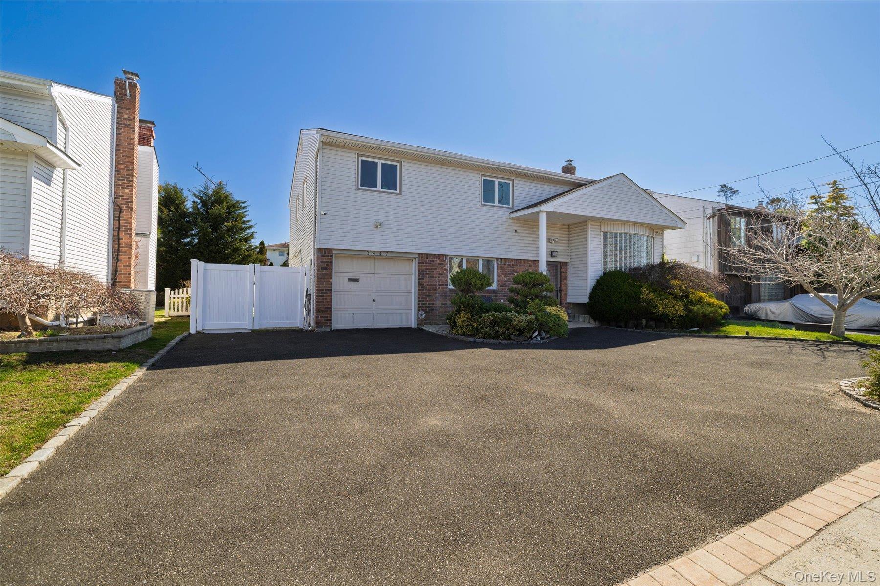 Single Family Steven  Nassau County, NY 11510, MLS-982439-2