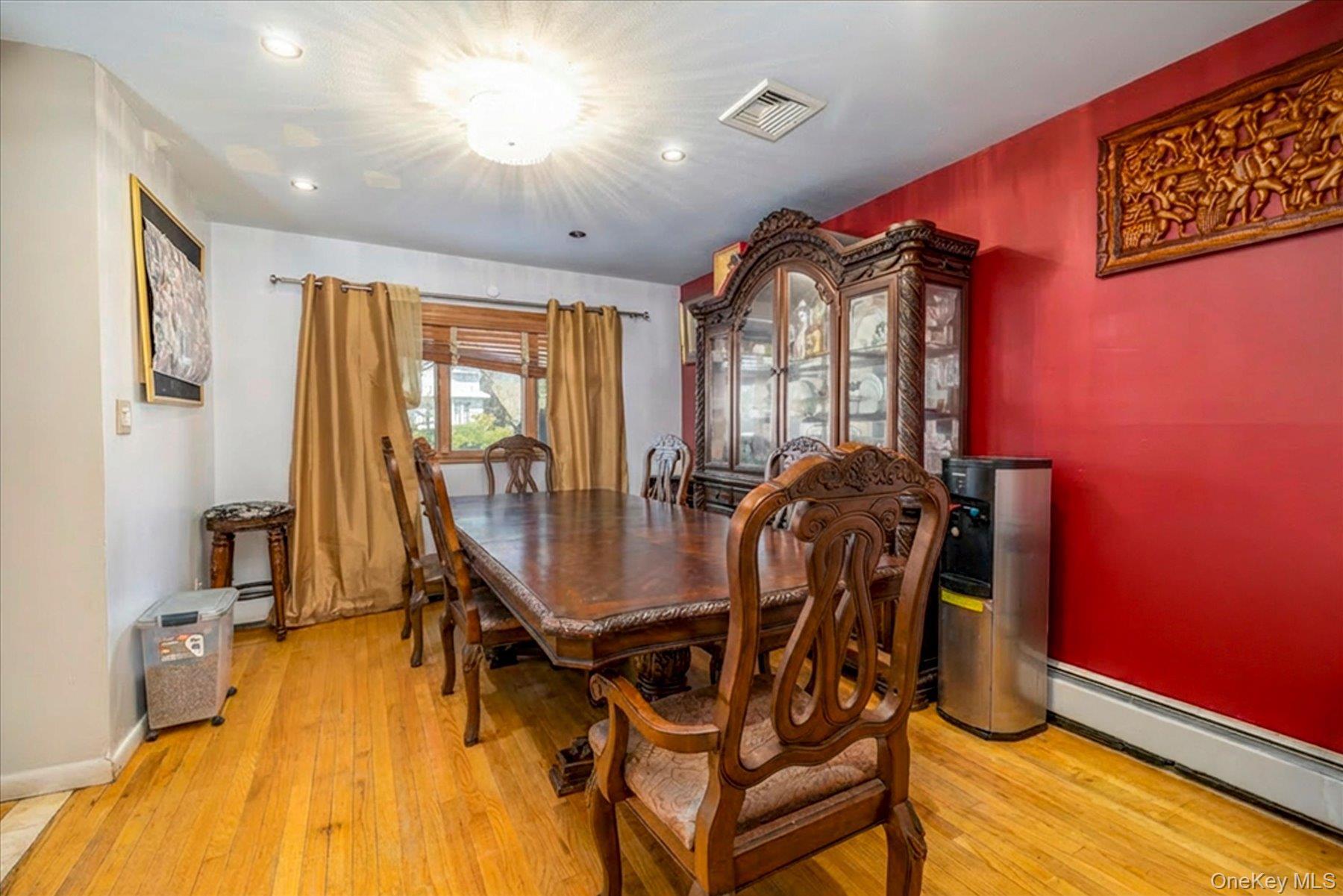Single Family Steven  Nassau County, NY 11510, MLS-982439-4