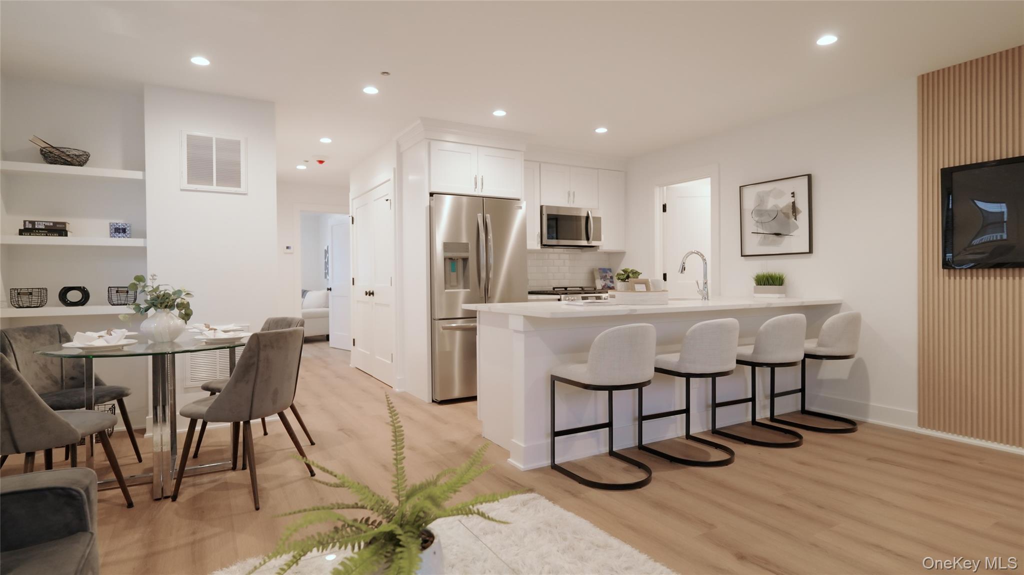 Condo Union  Nassau County, NY 11563, MLS-982443-3