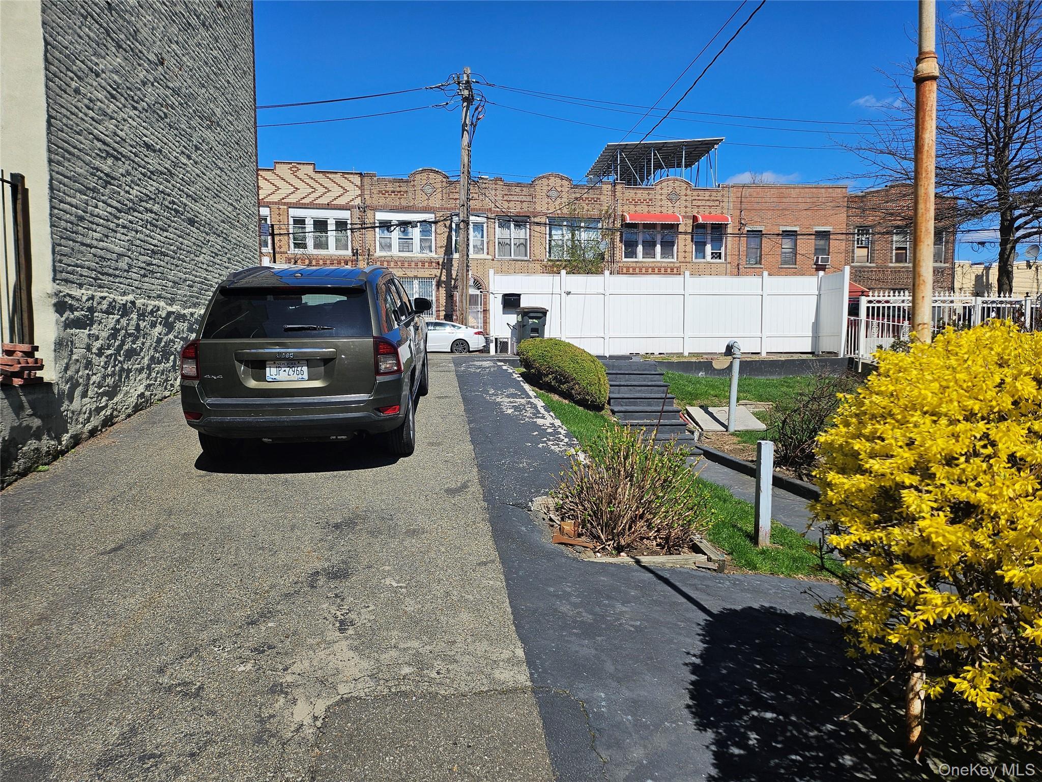 Single Family Hegeman  Brooklyn, NY 11208, MLS-982468-6