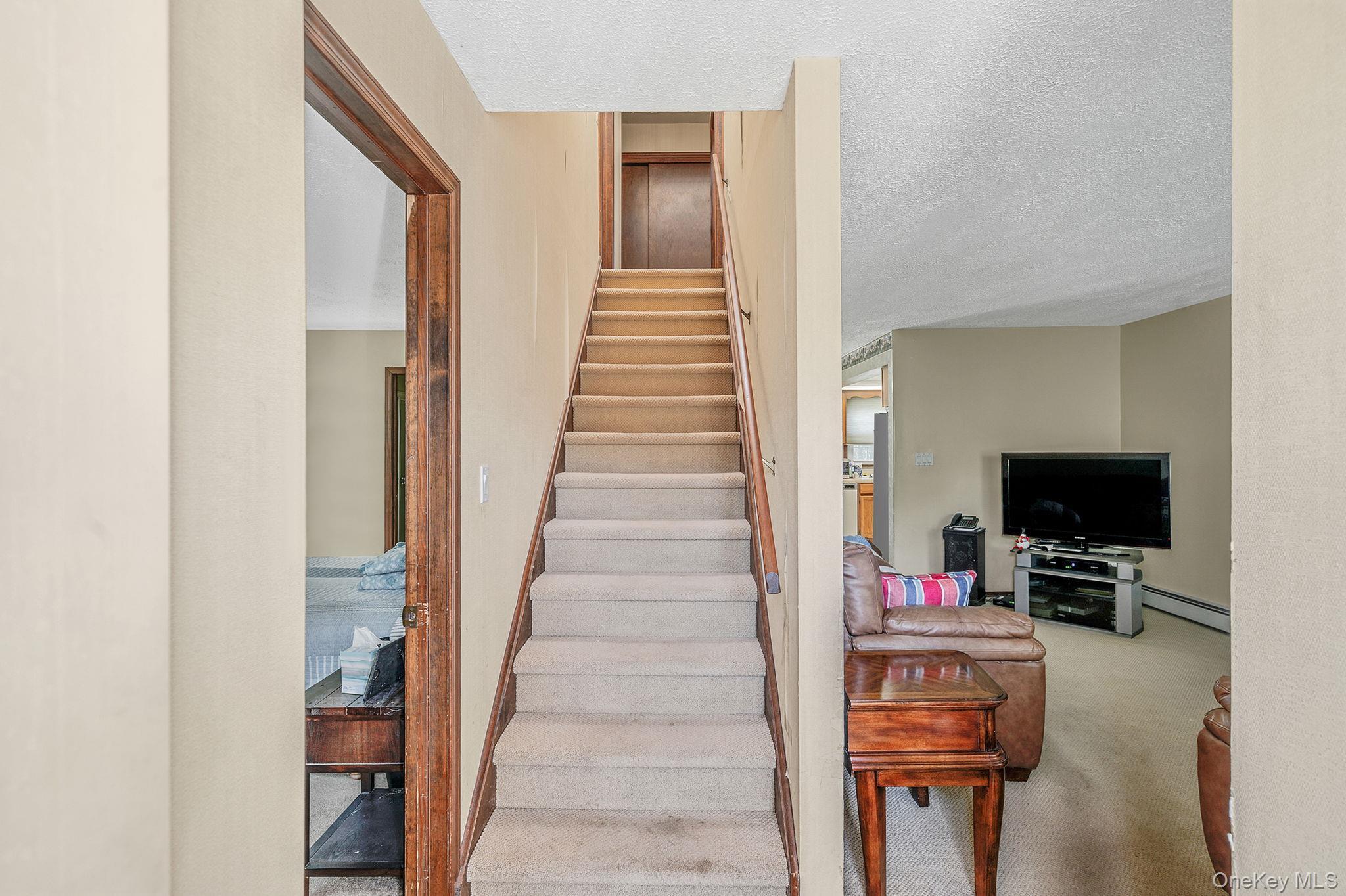 Single Family Ocean  Suffolk County, NY 11942, MLS-982482-3
