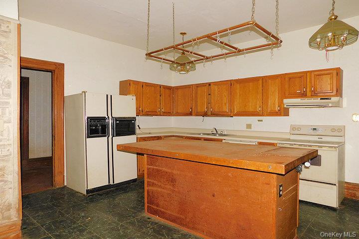 Single Family Salt Point  Dutchess County, NY 12601, MLS-982514-6