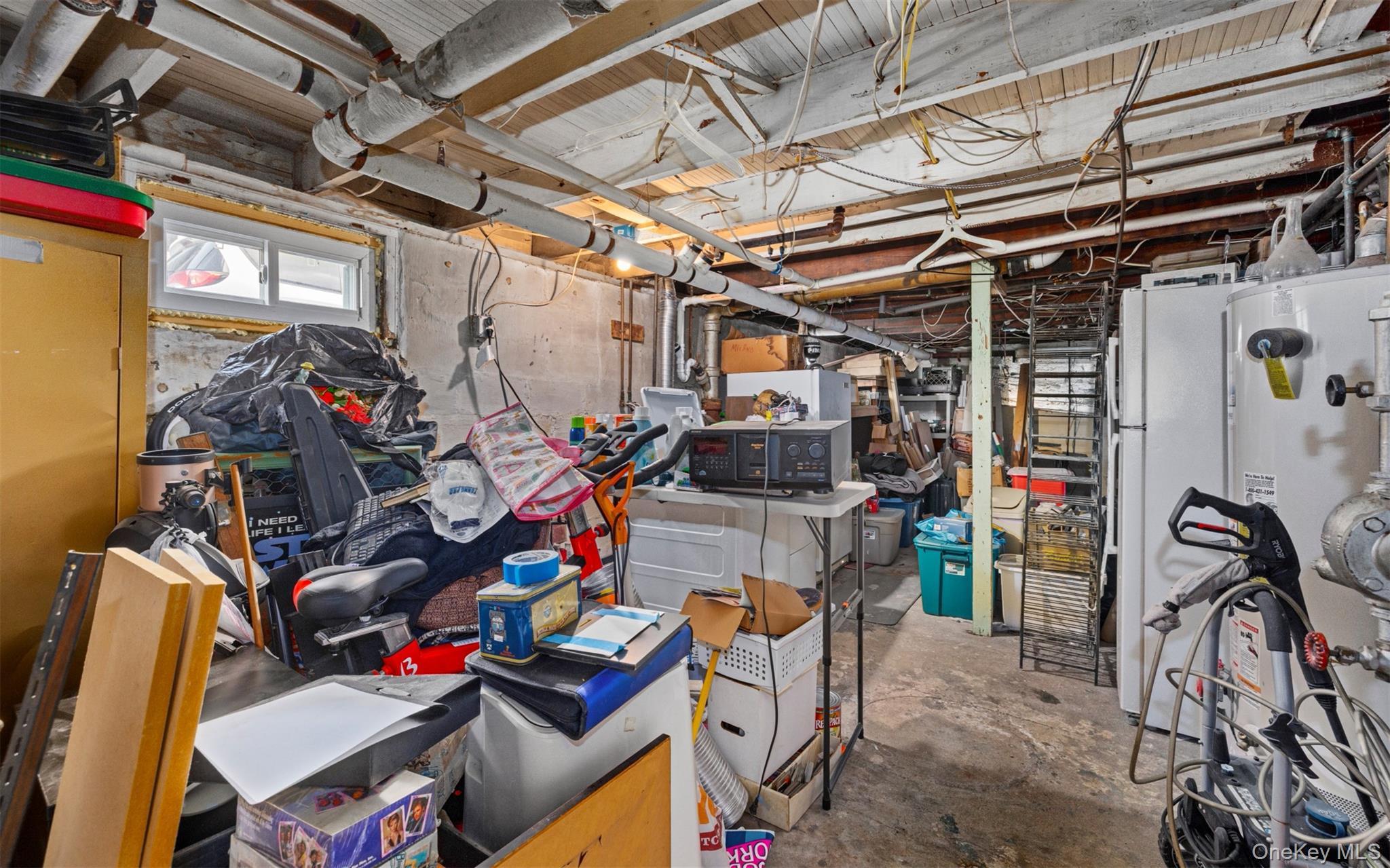 Single Family 7th  Suffolk County, NY 11757, MLS-982532-21