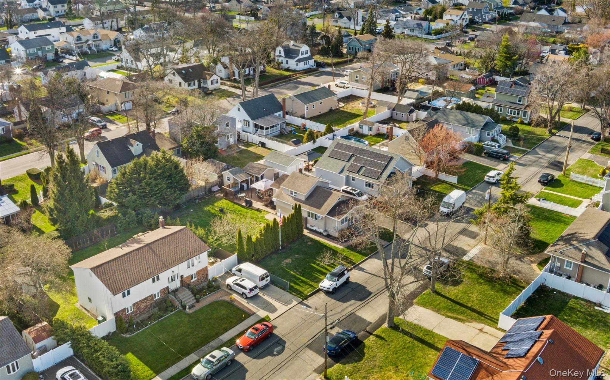 Single Family 7th  Suffolk County, NY 11757, MLS-982532-27