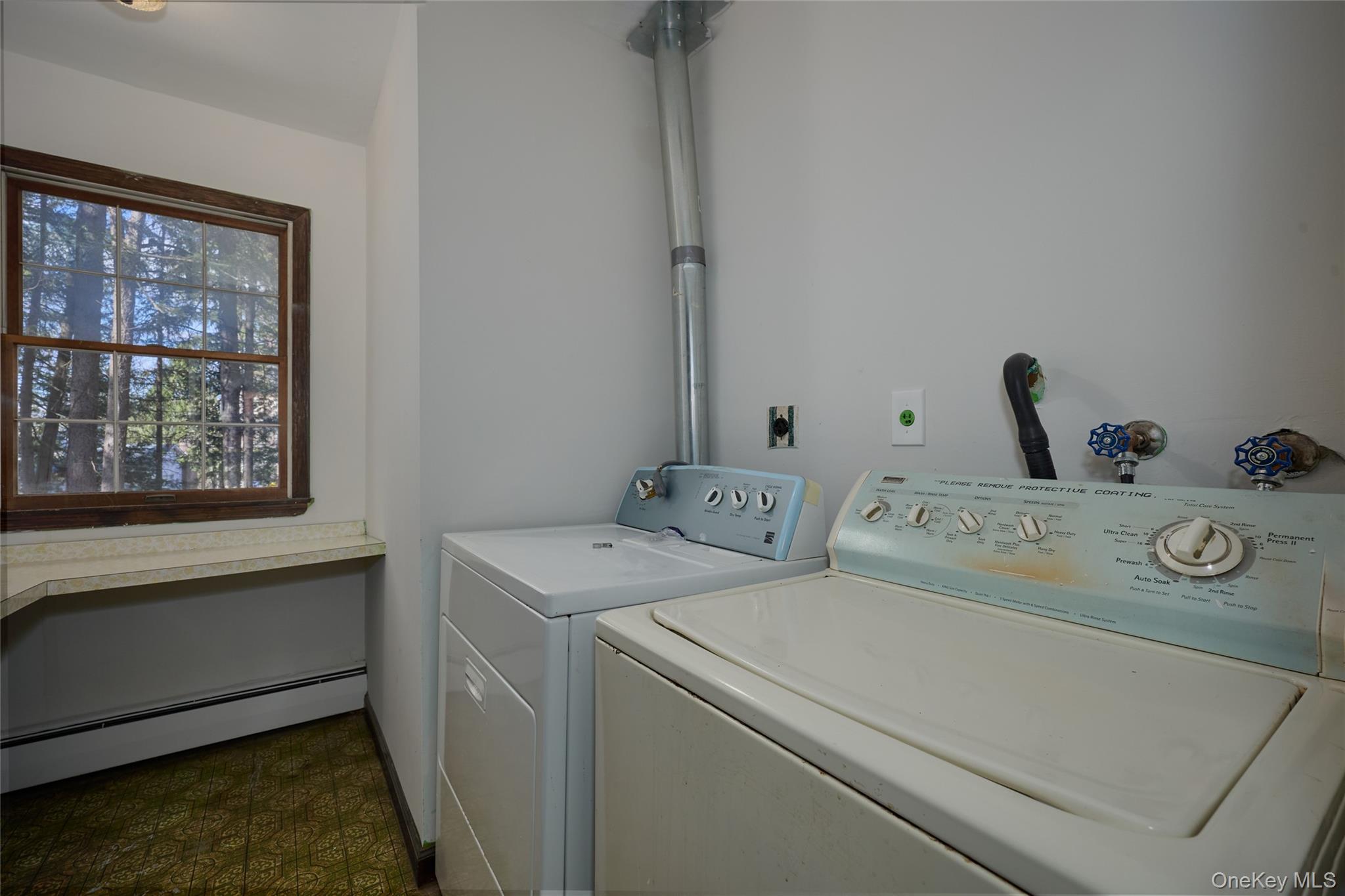 Single Family Genung  Dutchess County, NY 12533, MLS-982535-28