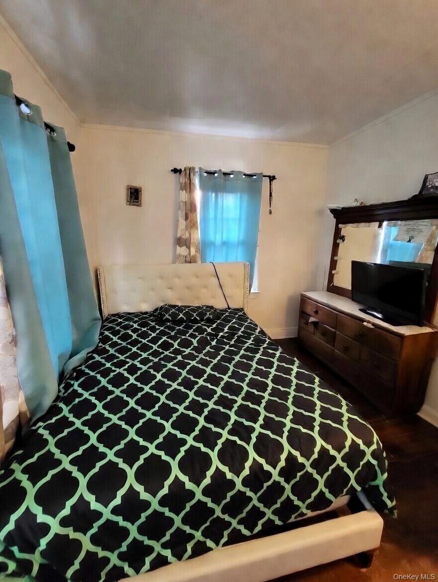 Single Family Gunther  Bronx, NY 10466, MLS-982551-17