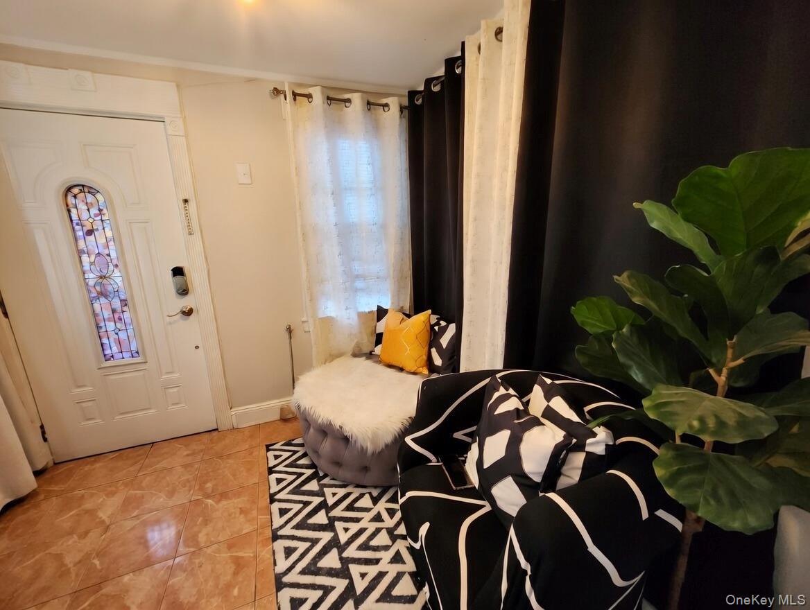 Single Family Gunther  Bronx, NY 10466, MLS-982551-2