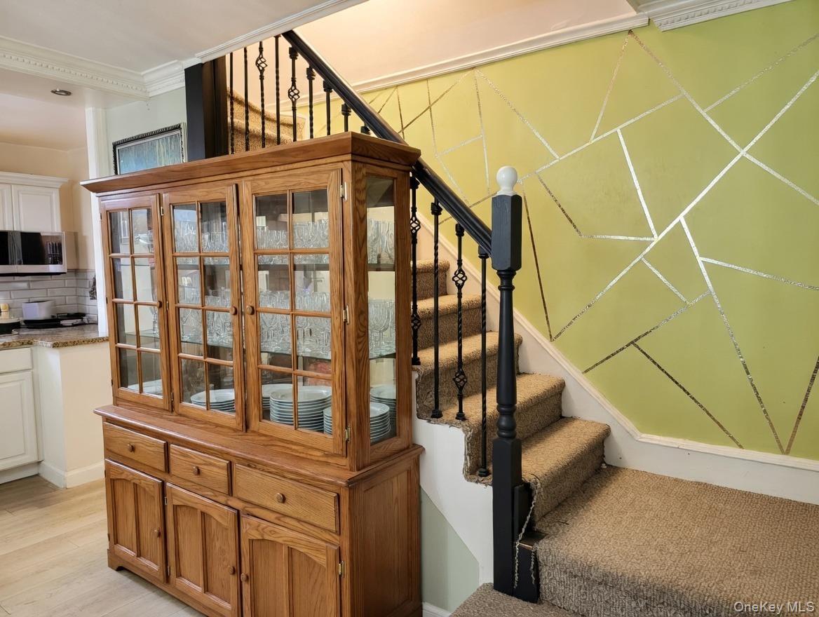 Single Family Gunther  Bronx, NY 10466, MLS-982551-7