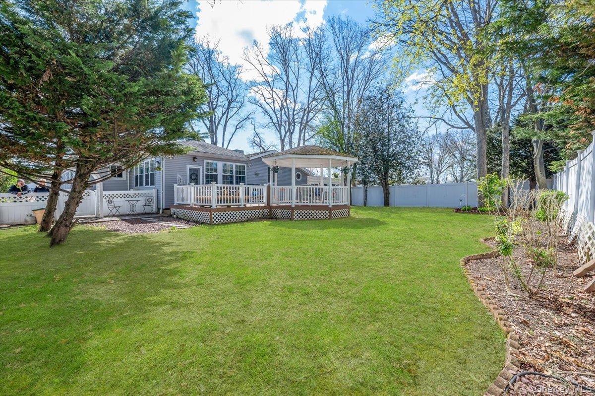 Single Family Beatrice  Suffolk County, NY 11795, MLS-982552-25