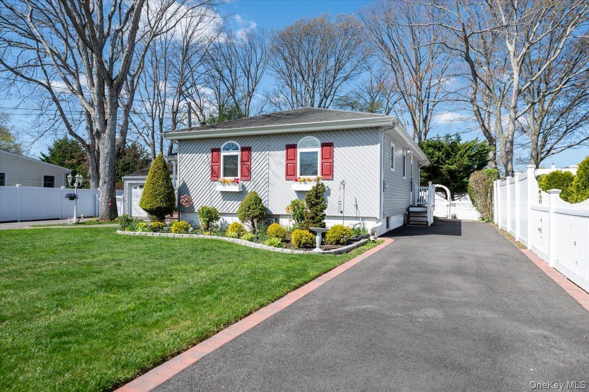 Single Family Beatrice  Suffolk County, NY 11795, MLS-982552-30