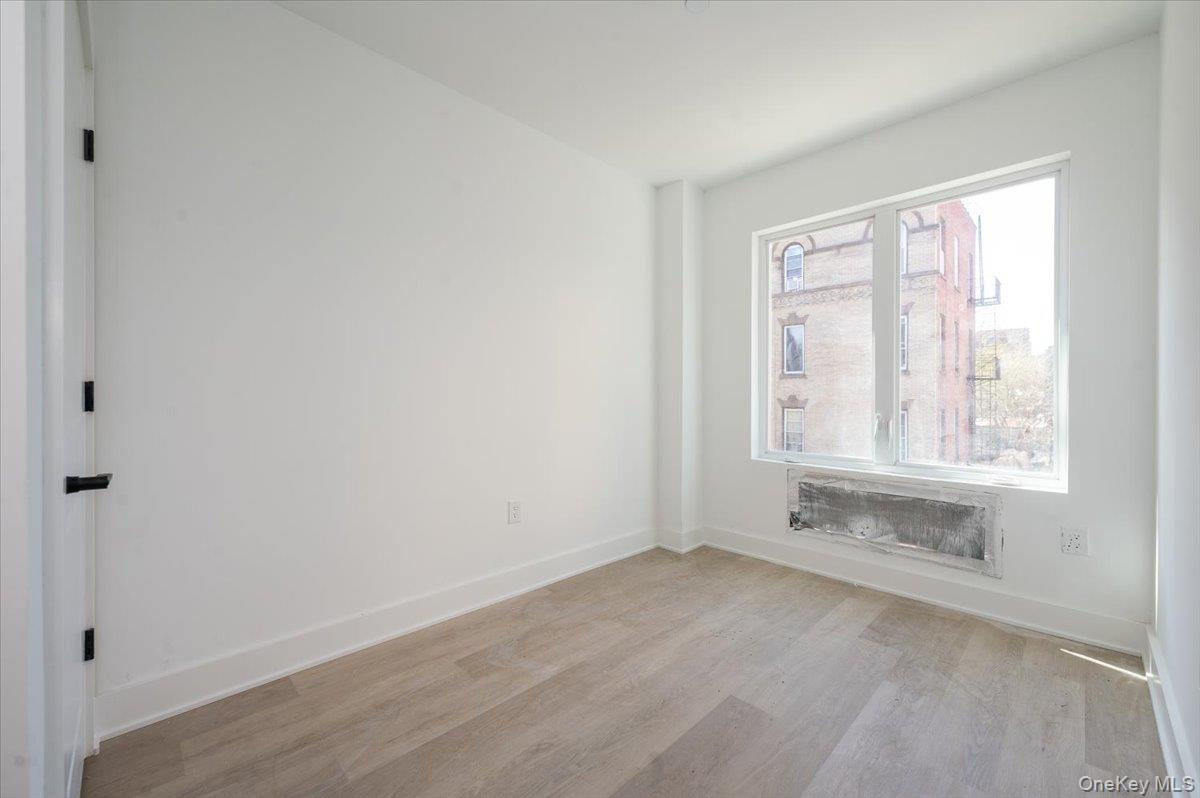 Commercial Sale College  Bronx, NY 10456, MLS-982556-12