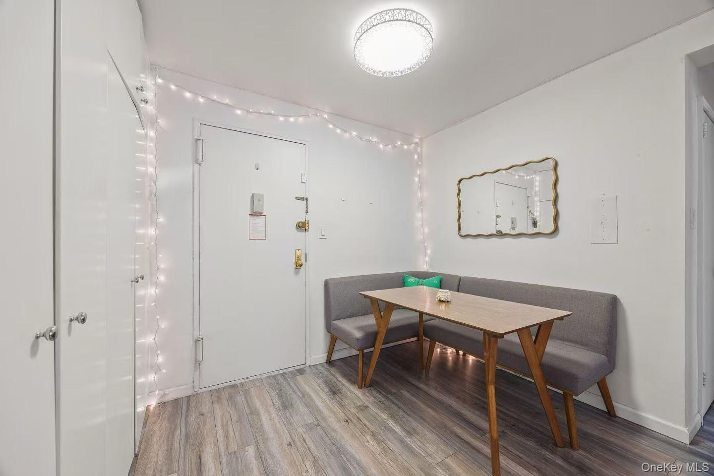 Condo 7th  Manhattan, NY 10011, MLS-982557-5