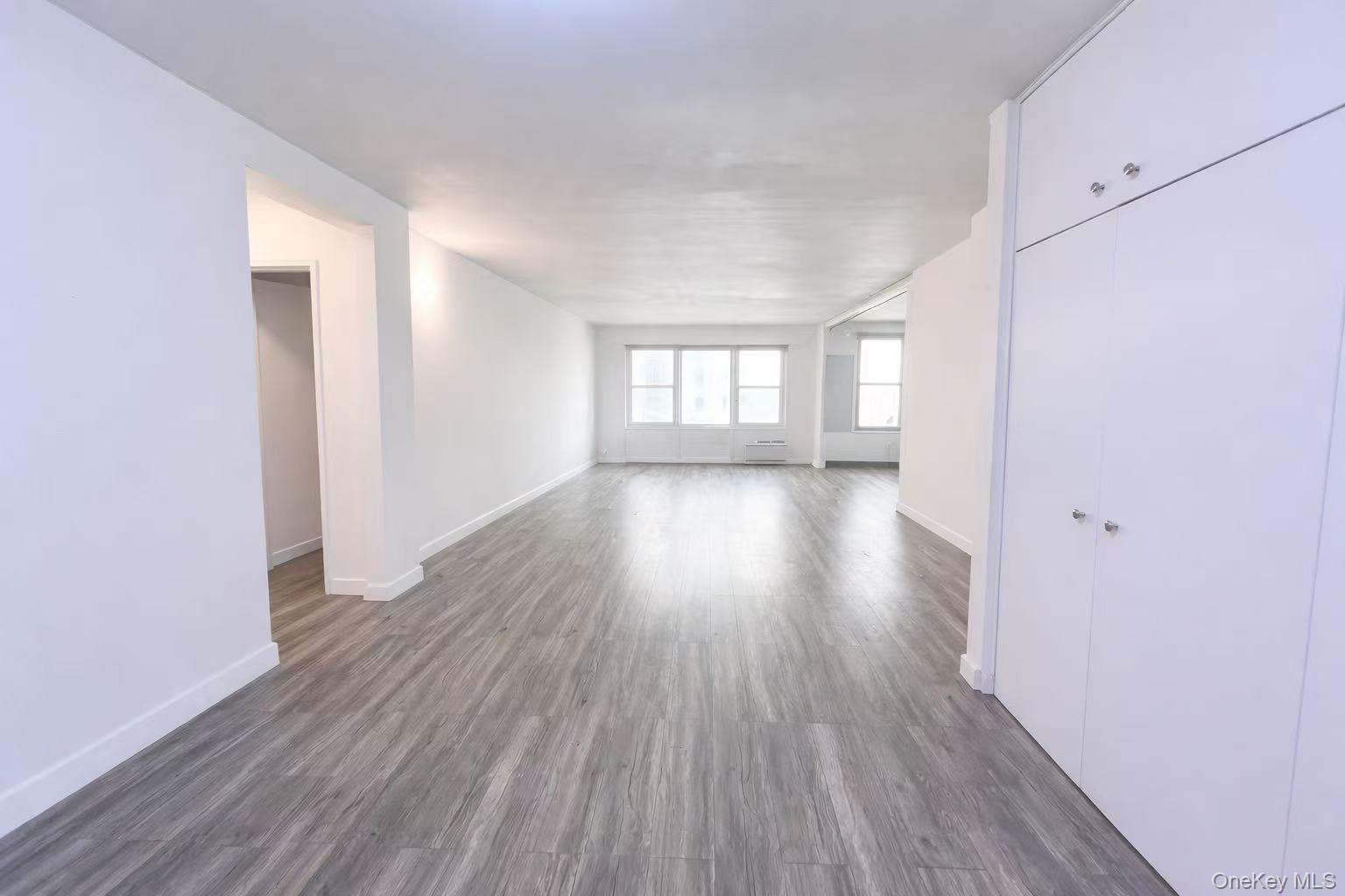 Condo 7th  Manhattan, NY 10011, MLS-982557-8